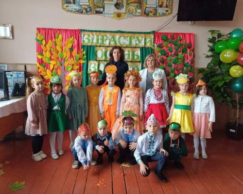 5 горизонтальних фото в блок цікаві факти з життя школи_ №5 зображення_viber_Осінь - Сергій Олексюк